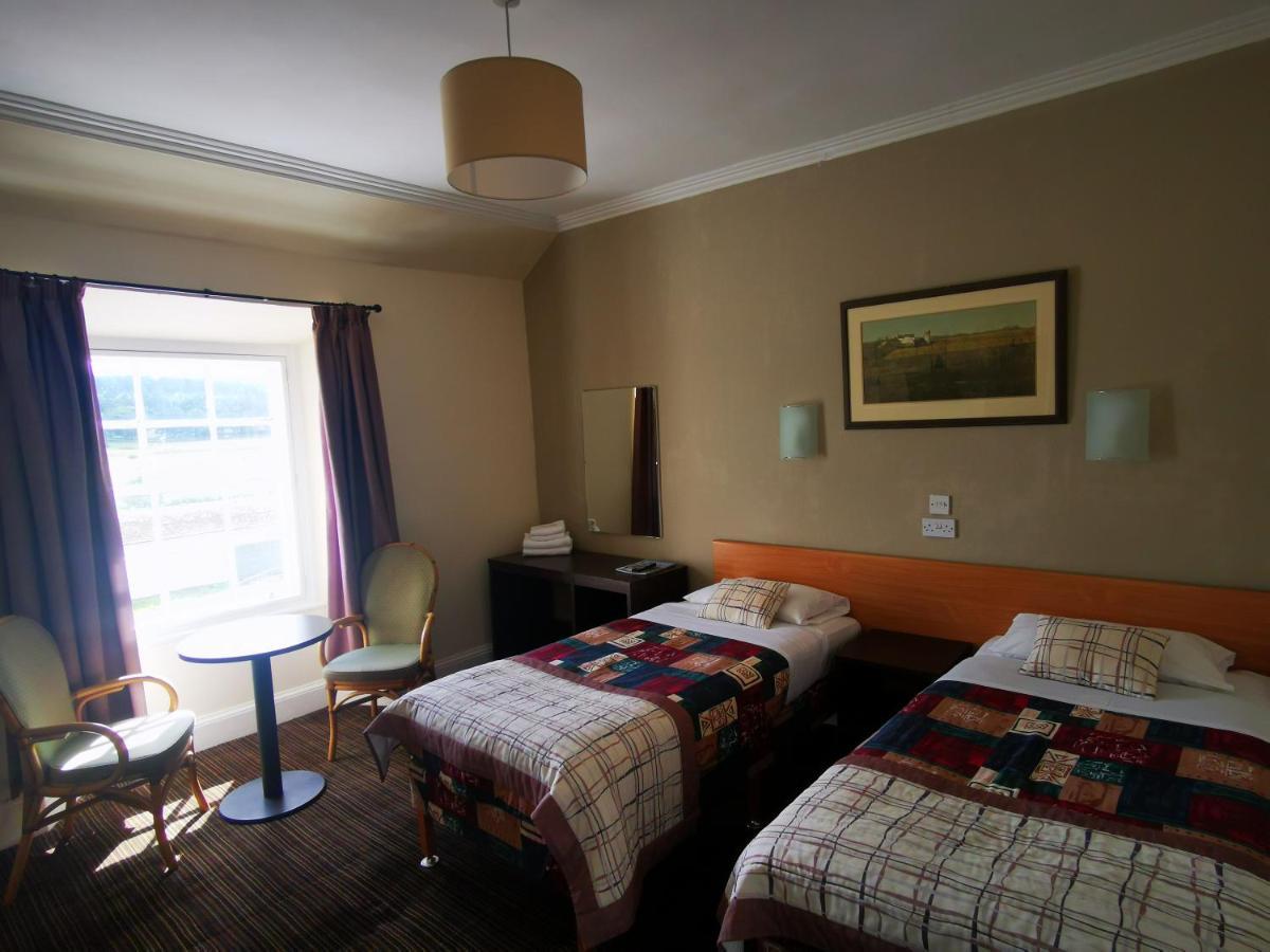 Dreadnought Hotel